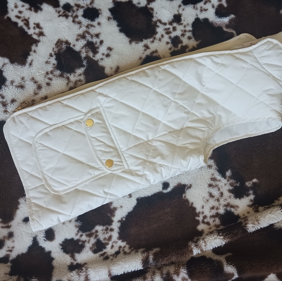 NWOT St. John's Bay Puffer Vest w/Pockets - Picture 5 of 8